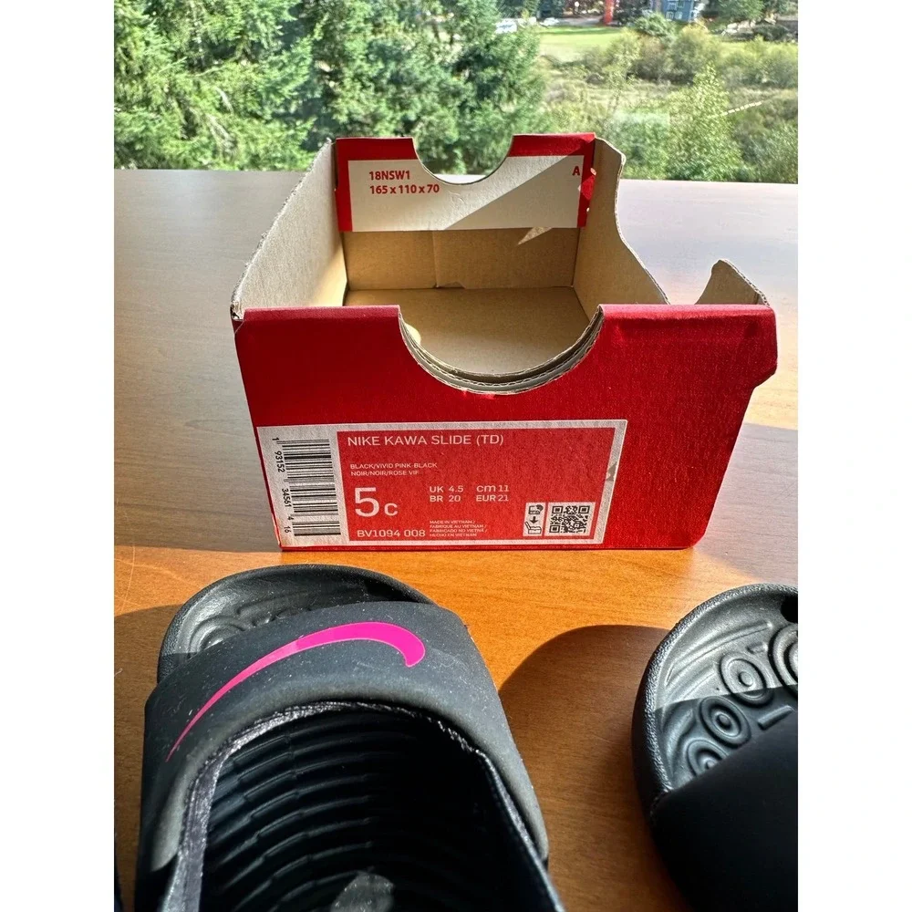 Nike Kawa slide 2 pairs Baby size 5 and 6